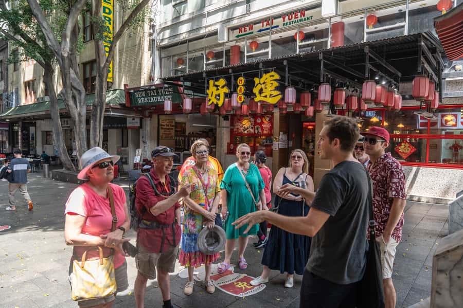 Sydney: Chinatown Street Food & Culture Guided Walking Tour - The Friendship Garden and the story of Chinese-Australian Sydney