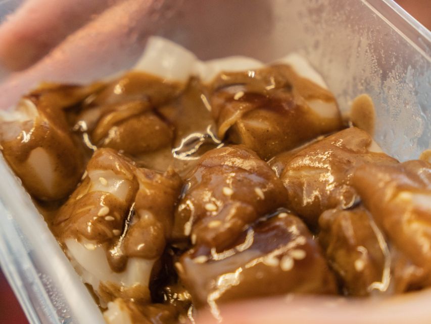 Sydney: Chinatown Street Food & Culture Guided Walking Tour - Why the Chinatown bingo card is useful