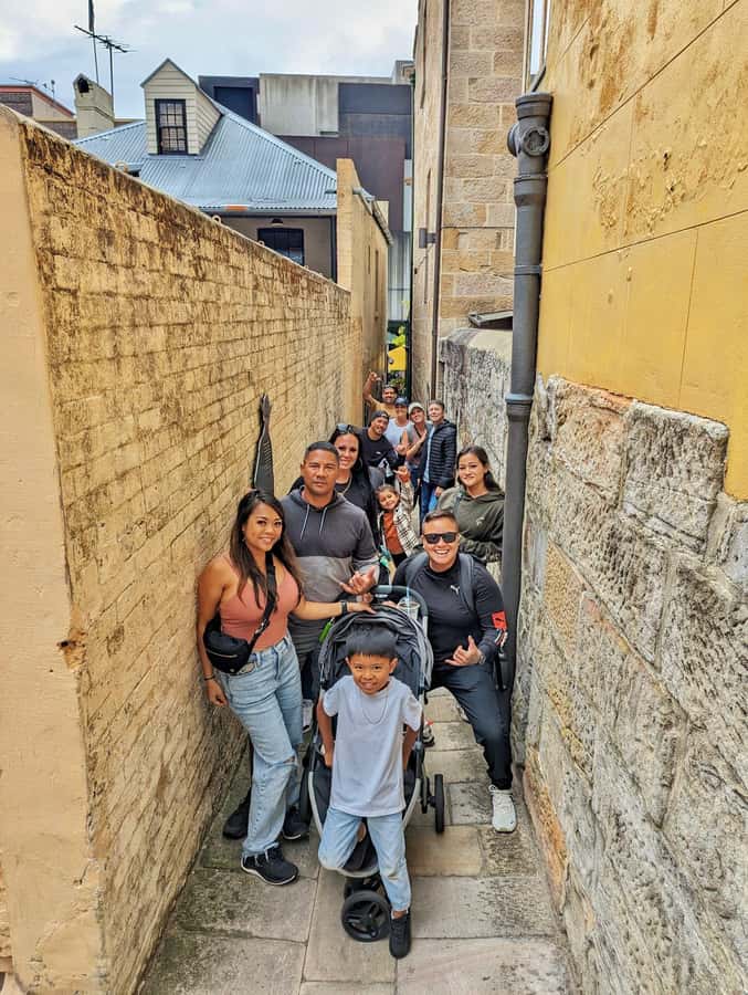 Sydney: City & The Rocks 3.5-Hour Walking Tour with a Drink - Finishing with a drink at The Squire’s Landing