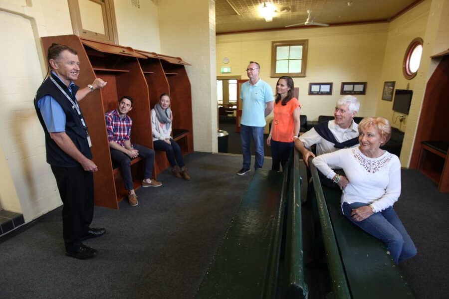 Sydney Cricket Ground (SCG) and Museum Walking Tour - What the guide adds to the 90 minutes