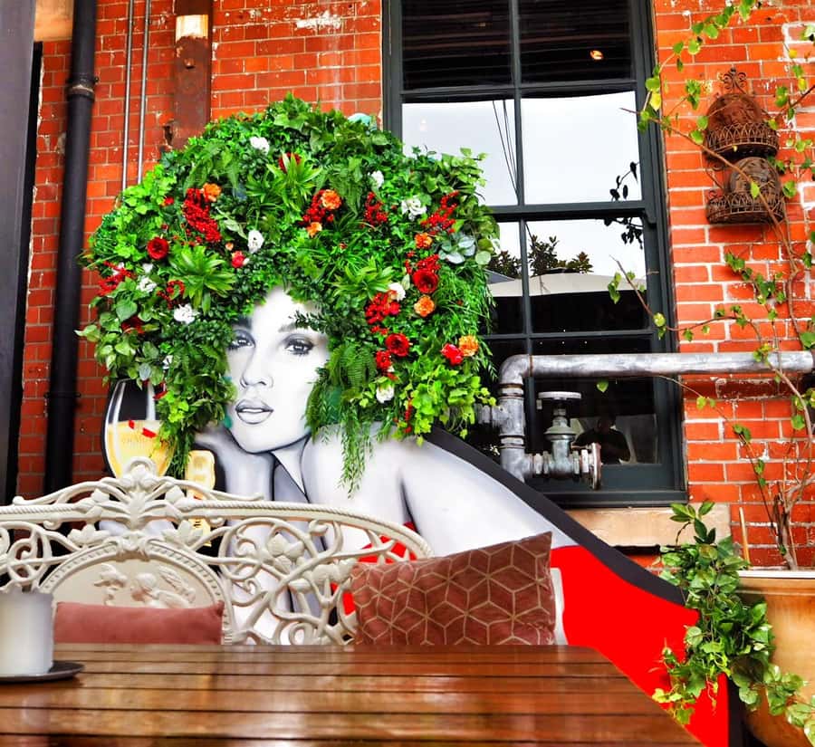Sydney: Food Tour in Trendy Surry Hills with 8 Tastings - What the 3.5-hour format feels like