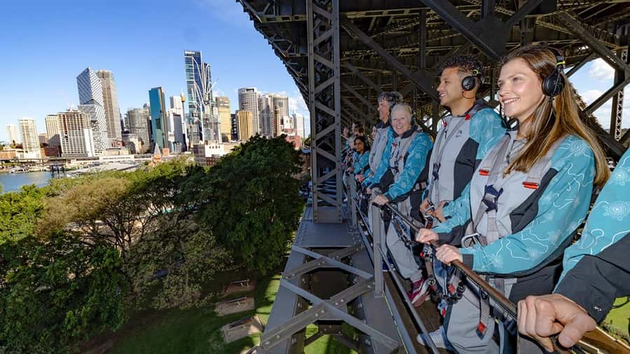 Sydney: Guided Daytime Summit Climb of Sydney Harbour Bridge - The slow climb along the upper arch