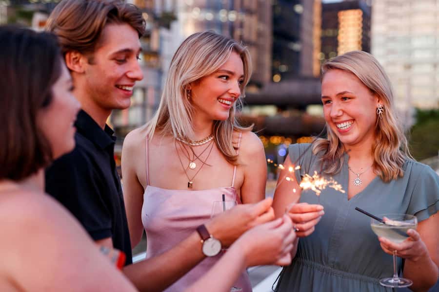 Sydney: Harbour Dinner Cruise with 3, 4 or 6-Course Menu - The route through Darling Harbour and Circular Quay