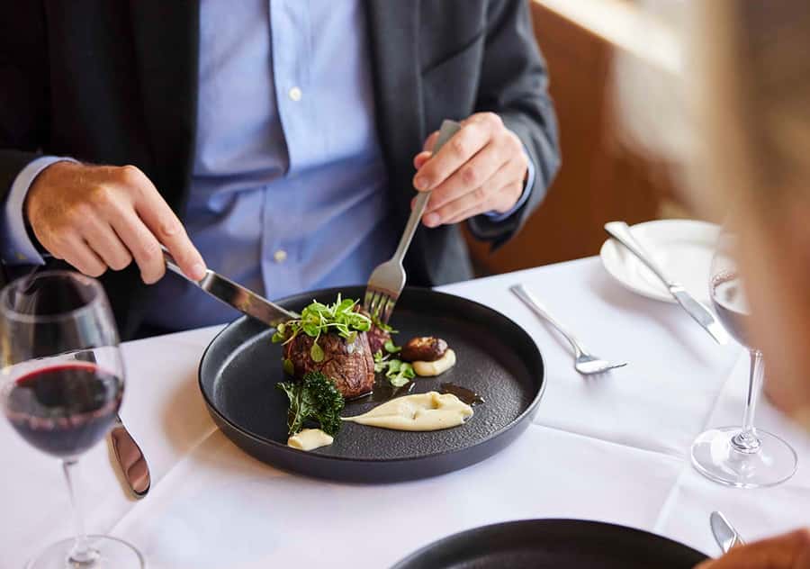 Sydney: Harbour Dinner Cruise with 3, 4 or 6-Course Menu - Should you book the MV Sydney 2000 dinner cruise?