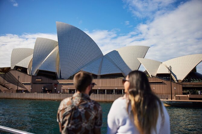Sydney Harbour Sightseeing Cruise Morning or Afternoon Departure - Royal Botanic Gardens and the shoreline
