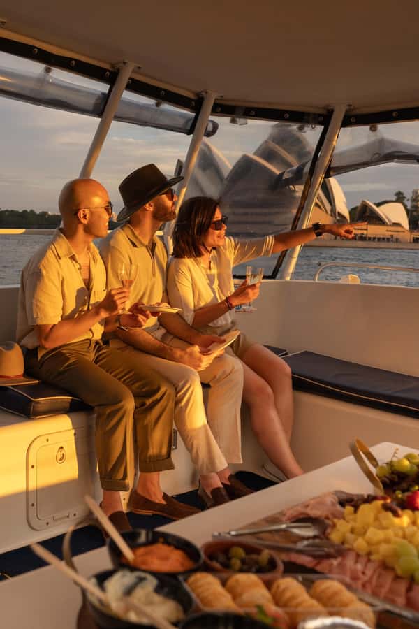 Sydney Harbour: Sunset Catamaran Cruise - A Small Catamaran Instead of a Crowded Tour Boat