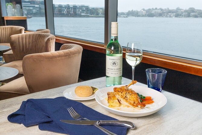 Sydney Harbour Sunset Dinner Cruise from Darling Harbour - Live music and the feel of the evening