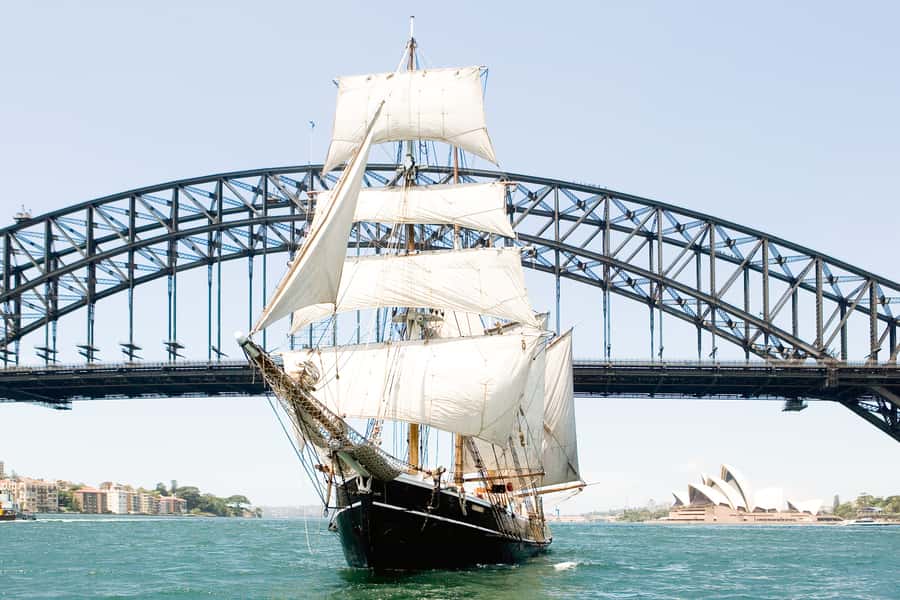 Sydney Harbour: Tall Ship Afternoon Cruise - The first minutes on deck