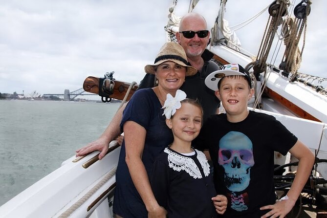 Sydney Harbour: Tall Ship Lunch Cruise - Lunch Served on the Harbour