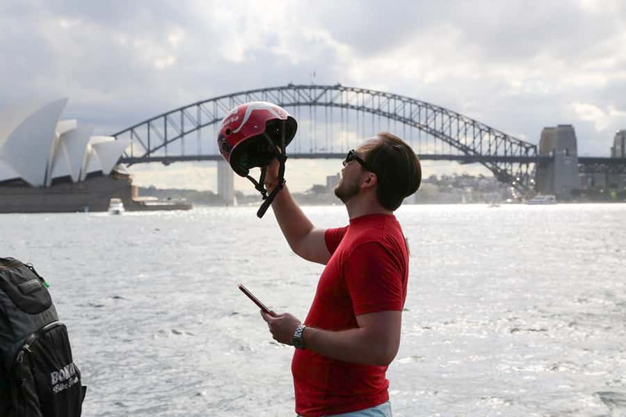 Sydney Highlights 2.5-Hour Bike Tour - From Bonza HQ in The Rocks to the harbor