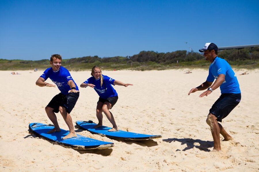 Sydney: Maroubra Surf Lesson - Equipment and facilities at Maroubra