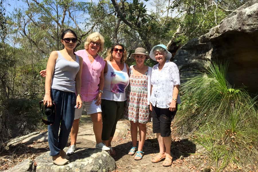 Sydney: Northern Beaches and Ku-ring-gai National Park Tour - Ku-ring-gai Chase National Park and Aboriginal rock engravings