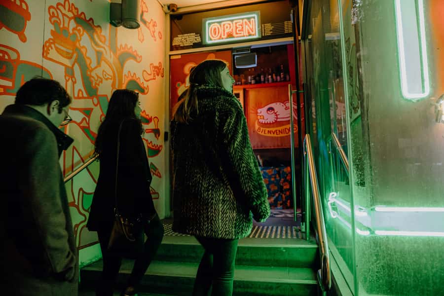 Sydney: Secret Bar Guided Tour with Complimentary Drink - A host who keeps the social side comfortable