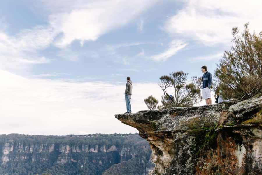 Sydney: Small Group Blue Mountains, Wildlife & Waterfalls - Katoomba: one hour to eat and wander
