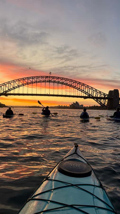 Sydney Sunrise Kayak Tour on Sydney Harbour - Kirribilli House and the return route