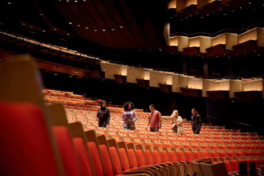 Sydney: Sydney Opera House VIP Backstage Tour and Breakfast - Breakfast in the Green Room
