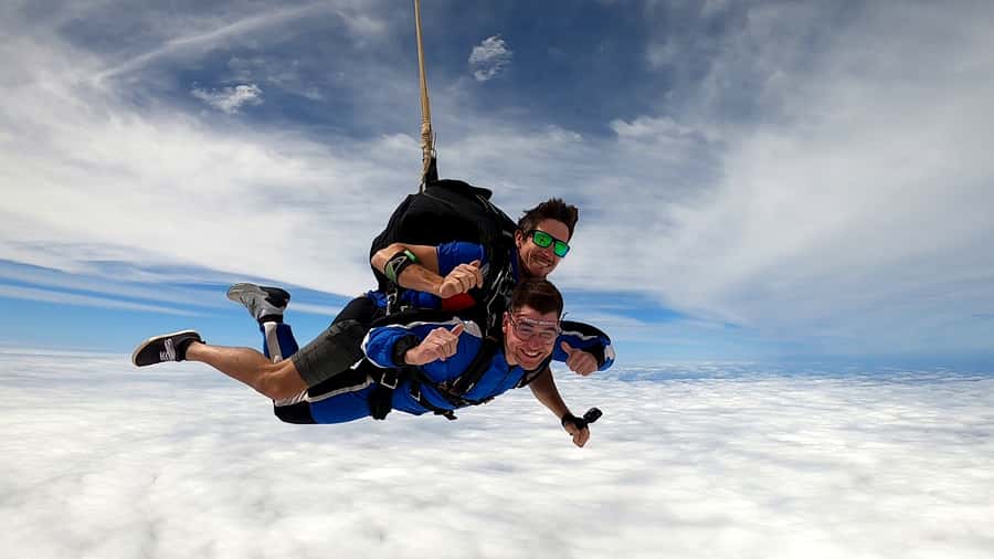 Sydney: Tandem Skydive with Optional Transfers - A 15,000-foot view of Sydney