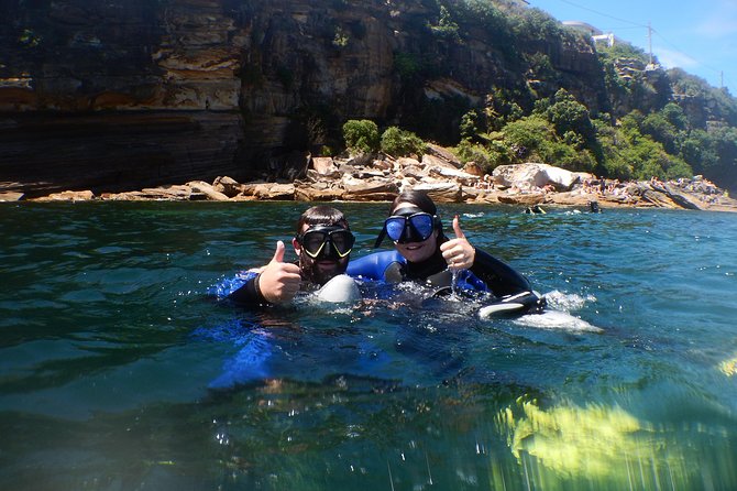 sydney underwater scooter tours - Letting the scooter pull you through Clovelly
