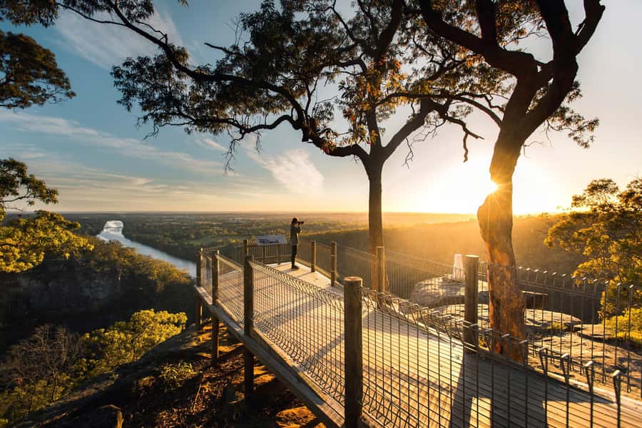 Sydney: Waterfall Bushwalk and Blue Mountain Sunset Day Trip - Guide quality and the small-group feel