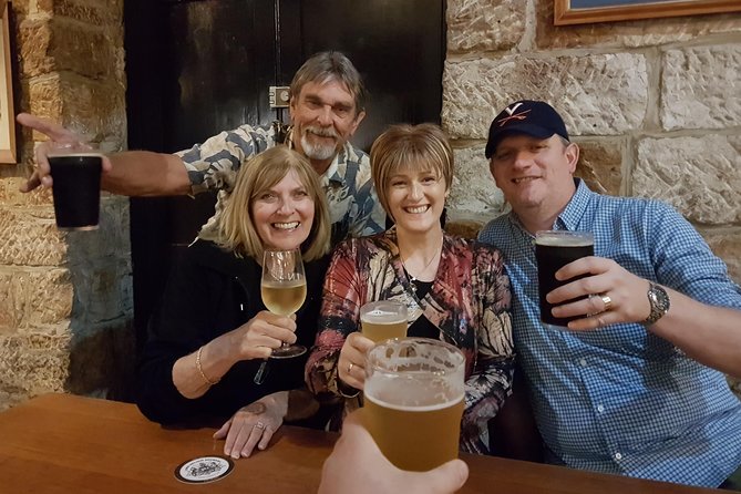 The Rocks Pub Walking Tour - Stop three: the 6 o’clock swill and pub culture