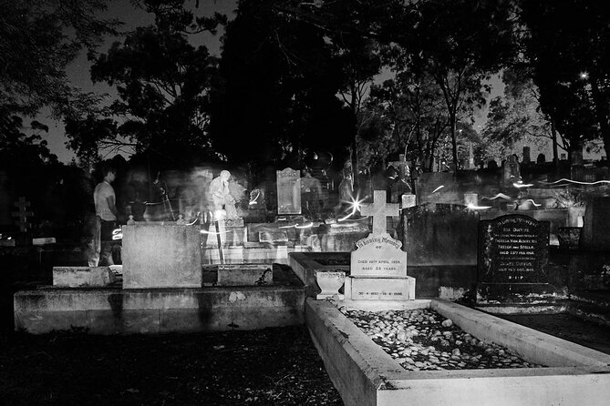Toowong Cemetery Ghost Tour - The Other Side - Key points at a glance