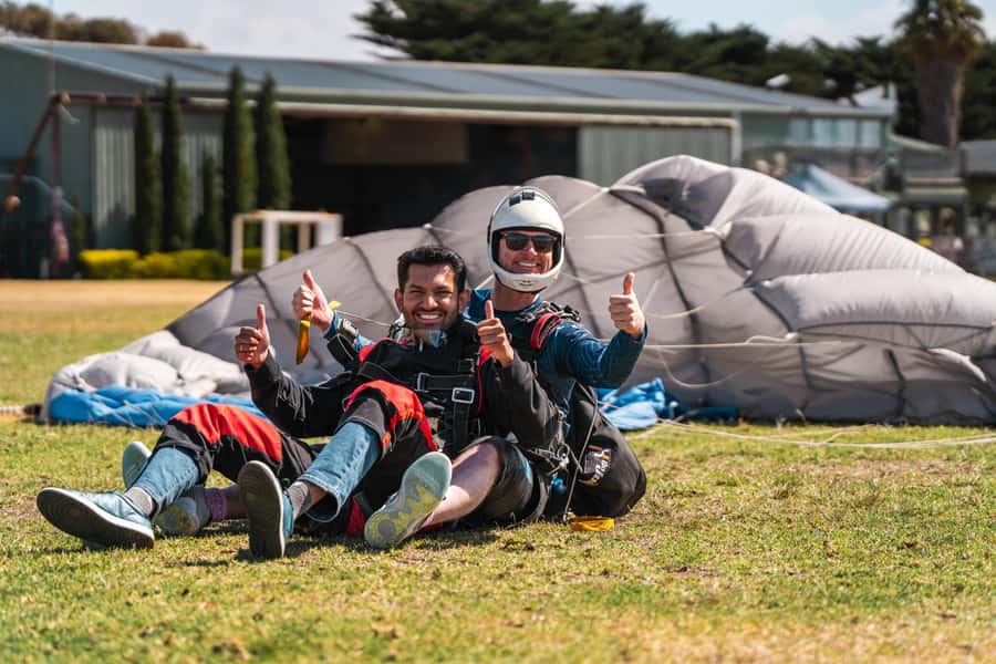 Torquay: Skydive over The Great Ocean Road - opt Melb pickup - The 60-second freefall