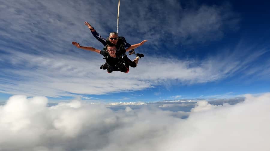 Torquay: Skydive over The Great Ocean Road - opt Melb pickup - Who will enjoy this most