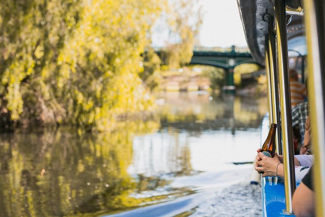 Torrens River Cruise in Adelaide - The zoo, treetops, and St Peter’s Cathedral