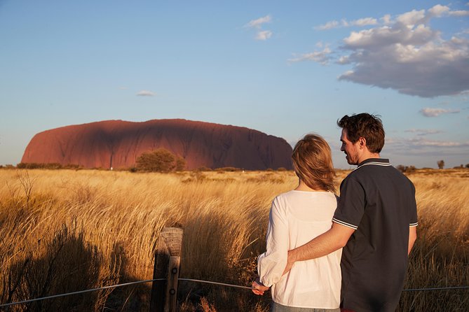 Uluru (Ayers Rock) Sunset + Outback Barbecue Dinner & Star Talk - Dining near Uluru inside the national park