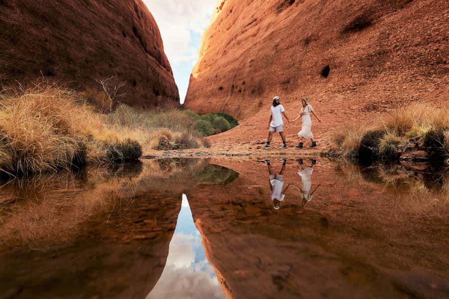 Uluru Kata Tjuta & Kings Canyon 3-Day 2-Night Camping Tour - The long road to Kings Canyon