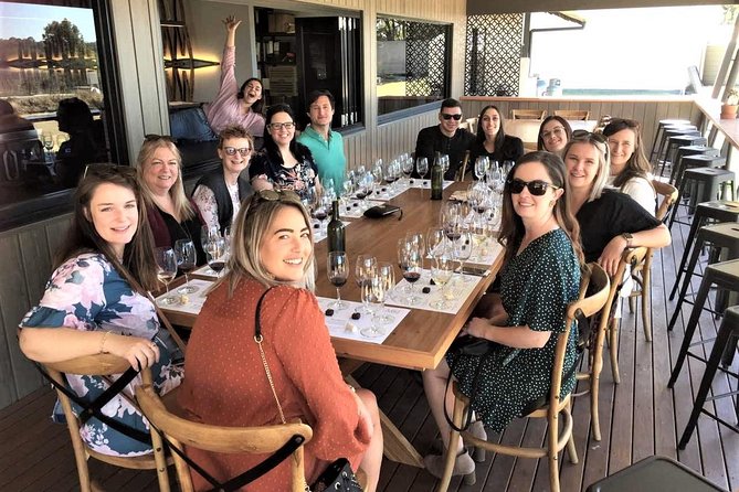 Uncork the Hunter Full Day Hunter Valley Winery Tour - The lunch that keeps the day going