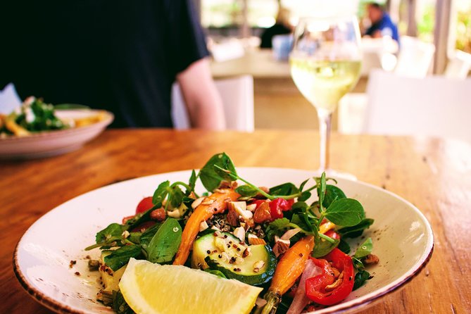 Wildlife, Waterfalls and Wine Day Tour from Sydney - Boutique wine tasting at the end