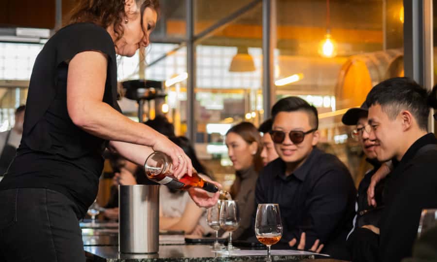 Yarra Valley Full Day Grazing Tour: Gin, Wine, Pizza, Cheese - Getting out of Melbourne in comfort