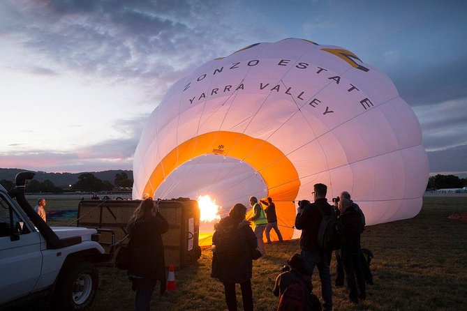 Yarra Valley Sunrise Balloon Flight with GoPro Photos - Helping the balloon take shape
